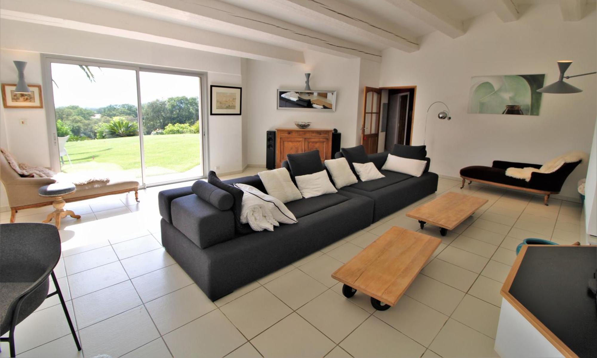 Le Domaine Des Vignes-spacieuse Villa/piscine Villa *