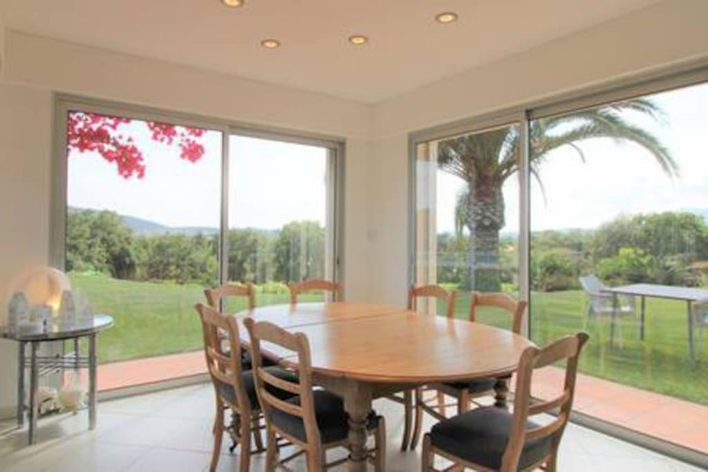 Le Domaine Des Vignes-spacieuse Villa/piscine *